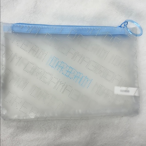 IPSY January 2021 Clear Dream Print Makeup Bag - Picture 3 of 6